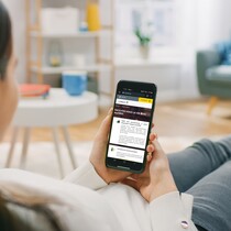 Femme Smartphone Myores